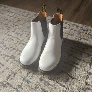 White Docs US W 10